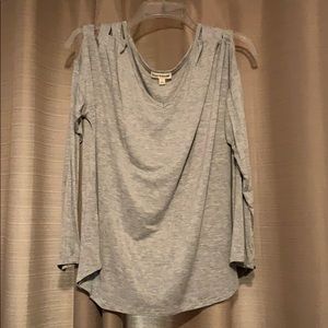 NWOT Cut Out/Open Sleeve Shirt
